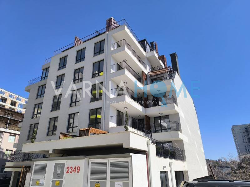 Продавам двустаен апартамент с…