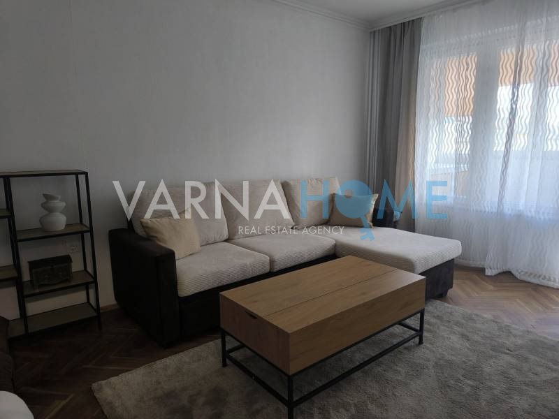 Под наем тристаен, обзаведен апартамент…