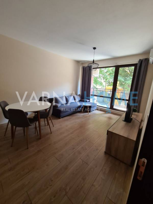 Двустаен апартамент под наем в…