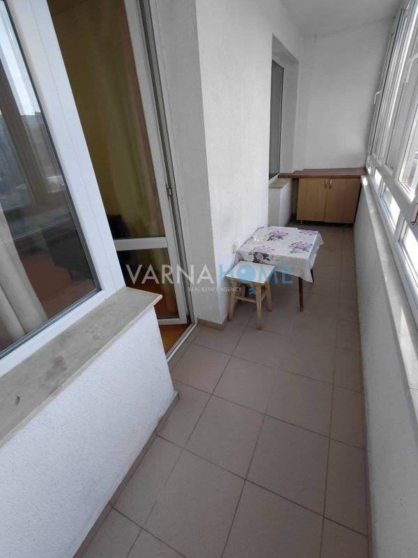 Gallery Image 222