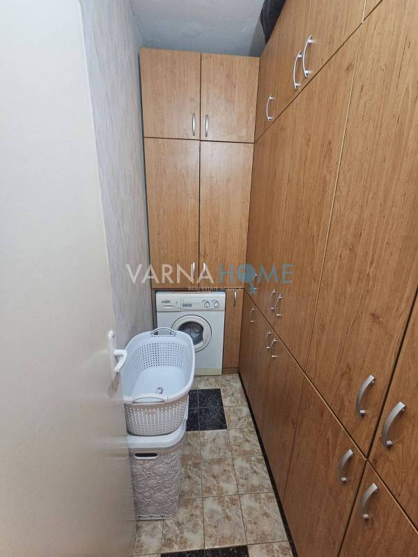 Gallery Image 222